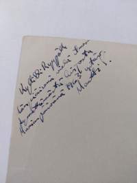 Ammatinvalinnanohjauksen tausta ja toteutus (signeerattu, tekijän omiste)