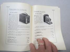 Kodak-artiklar - Katalog öfver Kodak-artiklar -tuoteluettelo kameroille ja tarvikkeille 1910