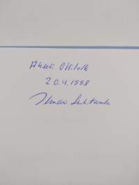 Elämässä mukana : Kalajokilaakso 1927-1997 (signeerattu, tekijän omiste)