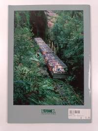 The Blue Mountains - A Panorama of One of Australia&#039;s Grandest Natural Wonders