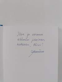 Syty seurakunnasta (signeerattu, tekijän omiste)