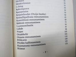 Opi ennustamaan antikvariaatti - Automaattikirjoitus, Ennusunet, Nopat, Heilurti, Kahvinporot, Kristallipallo, Kädenviivat, Pelikortit, Taikavarpu