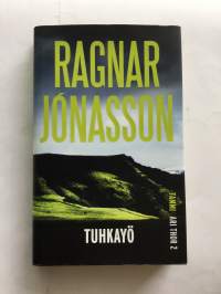 Tuhkayö