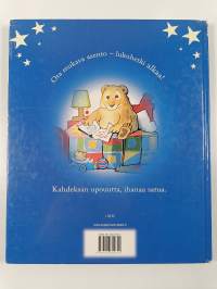 Kuun valossa ja muita iltasatuja