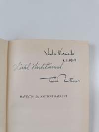 Ravinto- ja nautintoaineet : mitä myyjän tulee tietää ruoka-, herkku- ja siirtomaantavaroista (signeerattu, tekijän omiste)