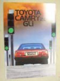 Toyota Camry 2.0 GLi -myyntiesite