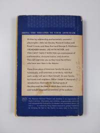 Three Comedies of American Family Life : I remember mama ; Life with father ; You can&#039;t take it with you