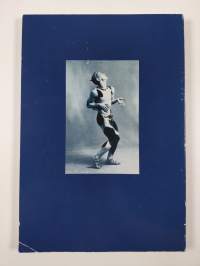 Nijinsky : legend och modernist : dansaren som förändrade världen = legend and modernist - the dancer who changed the world