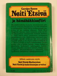 Neiti Etsivä ja hämähäkkisafiiri