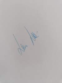 Sukkanauhatyttö ja muita kertomuksia (signeerattu)