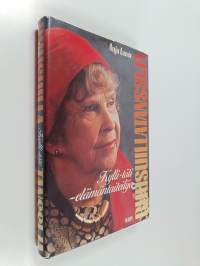 Ruusuillatanssija : Kylli-täti - elämäntaiteilija (signeerattu, tekijän omiste)