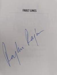 Fault lines : how hidden fractures still threaten the world economy (signeerattu)