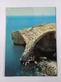 Malta : I Colori di un&#039;Isola : A Presentation in Colour
