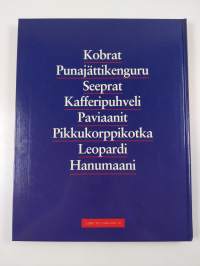 Puusavannit : kobrat, punajättikenguru, seeprat, kafferipuhveli, paviaanit, pikkukorppikotka, leopardi, hanumaani
