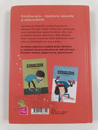 Karoliina eskarissa (signeerattu)