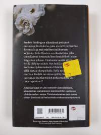 Juhannusruusut : Jännitysromaani