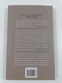 Aikamme nainen : luonteenkuvaus
