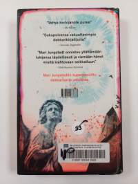 Joka yksin kulkee