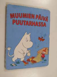 Muumien päivä puutarhassa