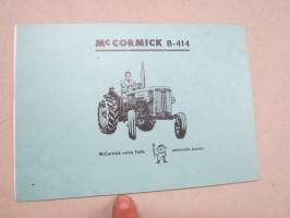 McCormick International maataloustraktorit - SMK Takuuehdot ja määräaikaishuollot -kansipainate (huoltokuitit käytetty ja irroitettu)