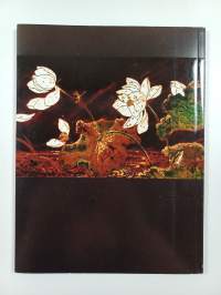Lootuksen kukka : taidetta Vietnamista = Lotus flower : art from Vietnam