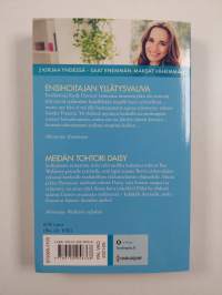 Ensihoitajan yllätysvauva ; Meidän tohtori Daisy