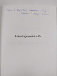 Lähtevien junien laiturilla (signeerattu, tekijän omiste)