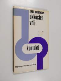Ukkosten väli