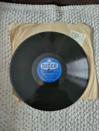 Decca SD 5395,  Pärre Förars : Marianne/ Vieno Kekkonen:Vanhanaikainen tyttö : v. 1957