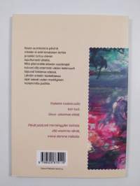 Kimalainen kesän hipiällä : runoja, mietelmiä (signeerattu, tekijän omiste)