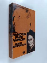 Vainotun papin vaimona