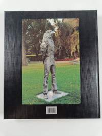 Kimmo Pyykkö : kuvanveistäjä = Kimmo Pyykkö : skulptör = Kimmo Pyykkö : sculptor (signeerattu, tekijän omiste)
