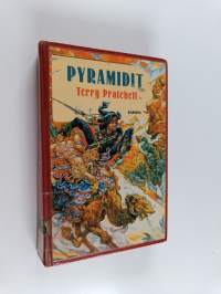 Pyramidit