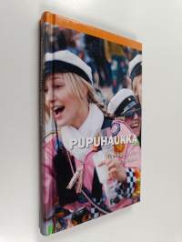 Pupuhaukka - Teekkarilaulun koskessa