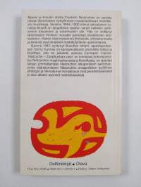 Nietzsche - Zarathustran varjo