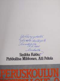 Peruskoulun kotitalous 9 (signeerattu, tekijän omiste)