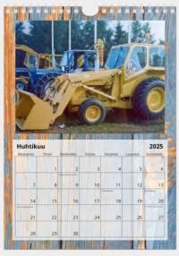 Uusi 2025 Ford traktori seinäkalenteri, koko A4. Kaikki kuvat ovat Ylikomi Oy traktorifirman valokuvia.