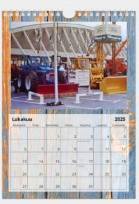 Uusi 2025 Ford traktori seinäkalenteri, koko A4. Kaikki kuvat ovat Ylikomi Oy traktorifirman valokuvia.