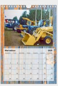 Uusi 2025 Ford traktori seinäkalenteri, koko A4. Kaikki kuvat ovat Ylikomi Oy traktorifirman valokuvia.