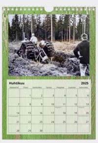 Uusi 2025 Massey Ferguson traktori seinäkalenteri, koko A4. Kaikki kuvat ovat Suomesta 1960-luvun alkupuolelta