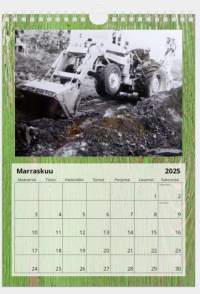 Uusi 2025 Massey Ferguson traktori seinäkalenteri, koko A4. Kaikki kuvat ovat Suomesta 1960-luvun alkupuolelta