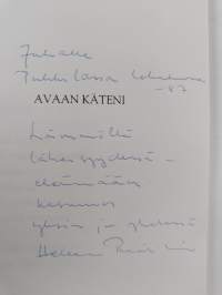 Avaan käteni (tekijän omiste)