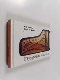 Flyygelin kanssa