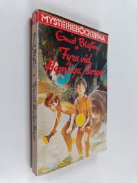 Fyra vid hemliga berget