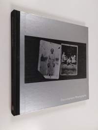 The library of photography : documentary photography