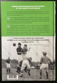 Punapaidoista Huuhkajiksi : Suomen jalkapallomaajoukkueen historia