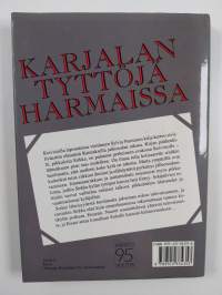Karjalan tyttöjä harmaissa
