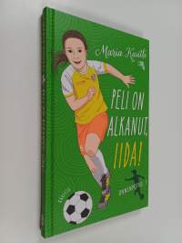 Peli on alkanut, Iida!