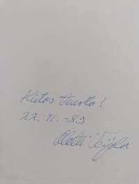 Opettajan maailma (signeerattu)
