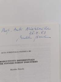 Productivity Differentials in the Finnish Forest Industries (signeerattu, tekijän omiste)